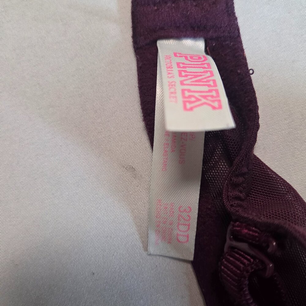Trendy Victoria's Secret-Lace-Deep purple-Push-Up Bra 32DD-Sexy Lingerie - Picture 2 of 5
